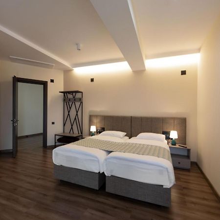 Dedoplis Tskaro Hotel Takara מראה חיצוני תמונה