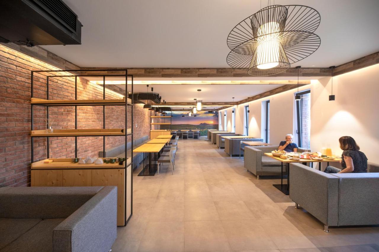 Dedoplis Tskaro Hotel Takara מראה חיצוני תמונה